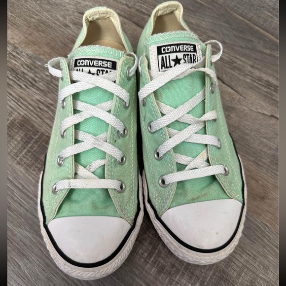 Converse - Picture 2 of 5